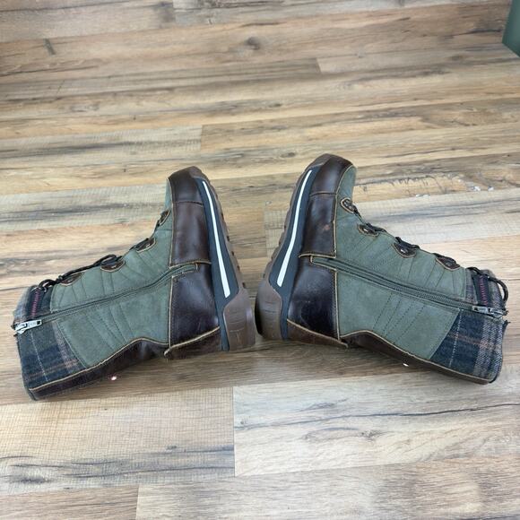 NexGrip Ice Boot Green Size 9 Wide Winter Boots Ice Spikes Zip up CANADA - Picture 4 of 8